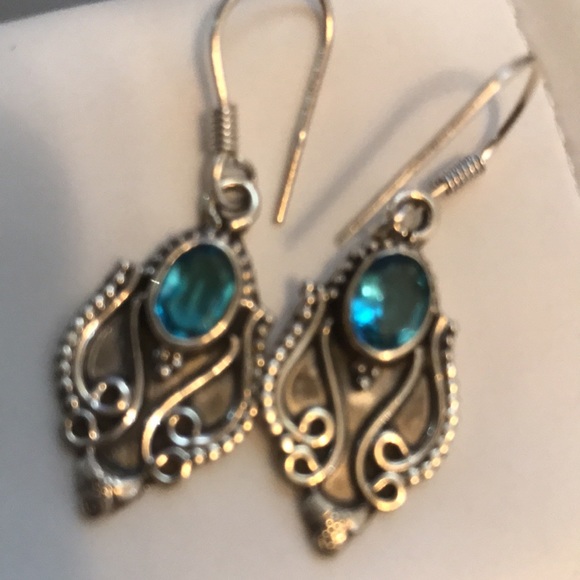 Blue topaz and sterling earrings - Picture 2 of 2